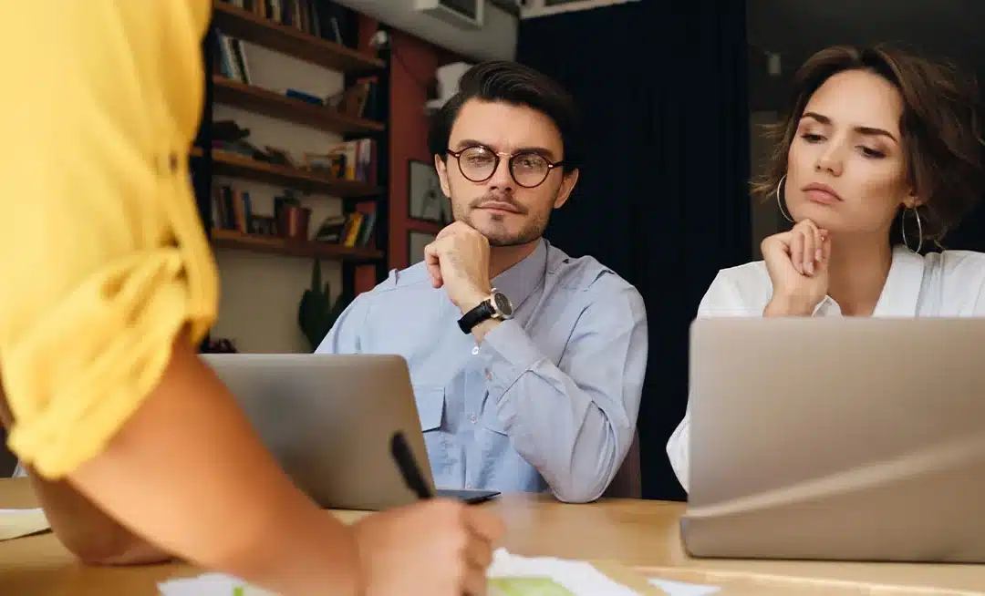 Cómo escoger la póliza adecuada para tu empresa o proyecto